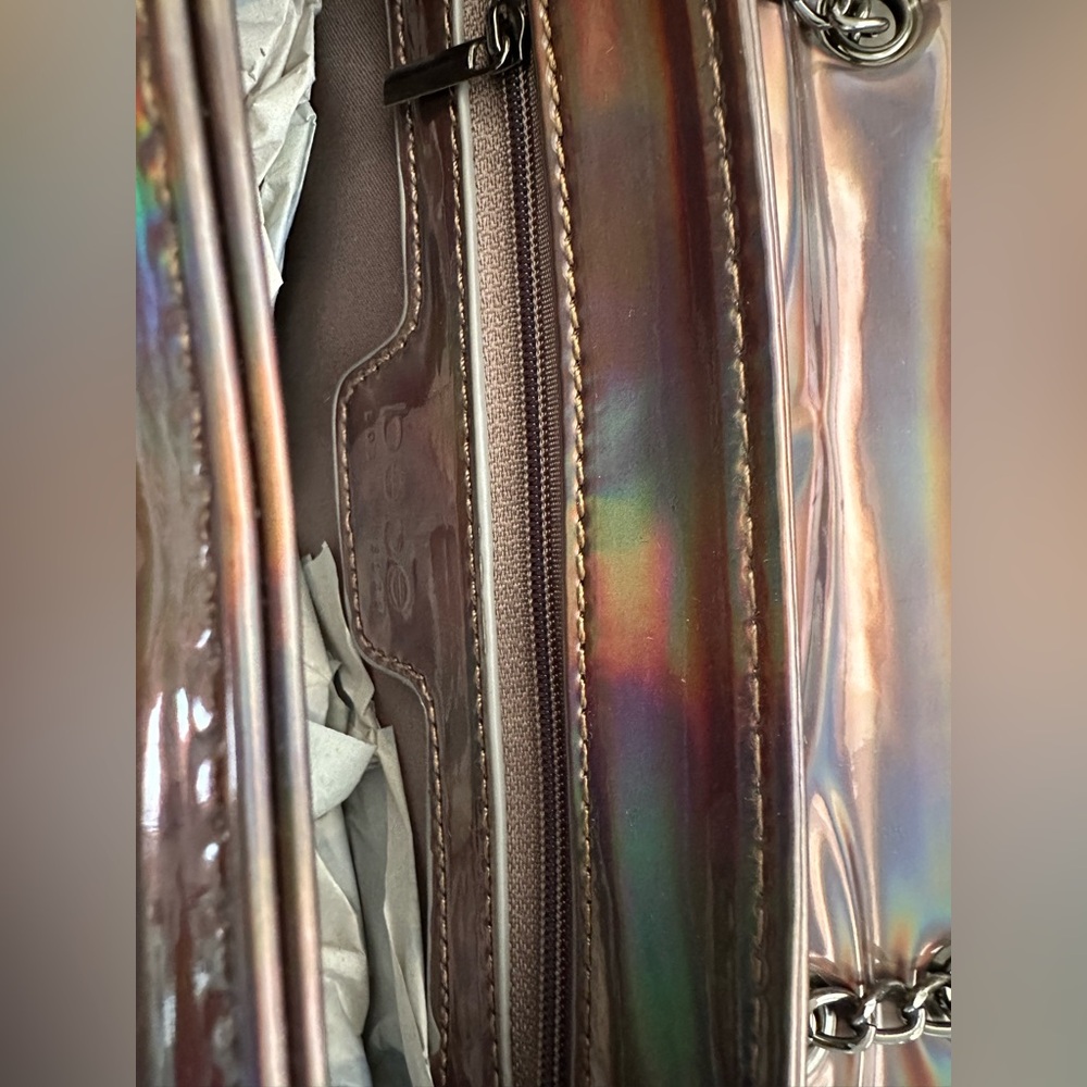 NWT BEBE Ona Crossbody Iridescent Holographic Silver Metallic Quilt Chain Purse - Picture 8 of 12